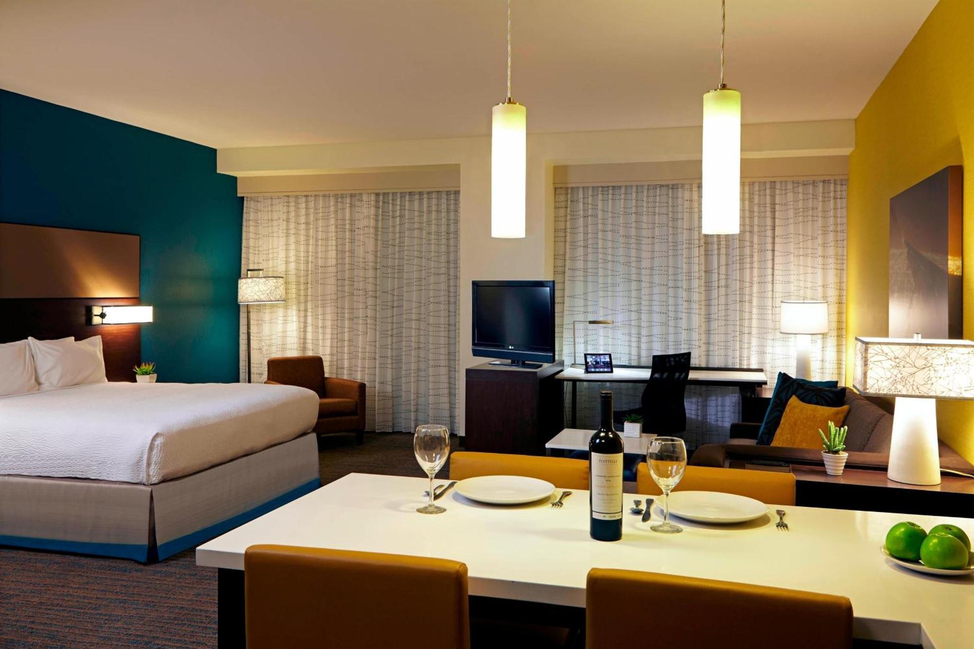 Hotel By Marriott Angeles Lax/century Boulevard Los Angeles