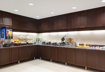 By Marriott Angeles Lax/century Boulevard Hotel Los Ángeles